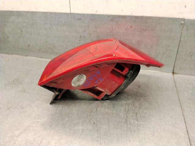 5N0945096Q VAG Piloto trasero exterior derecho comprar Alcalá