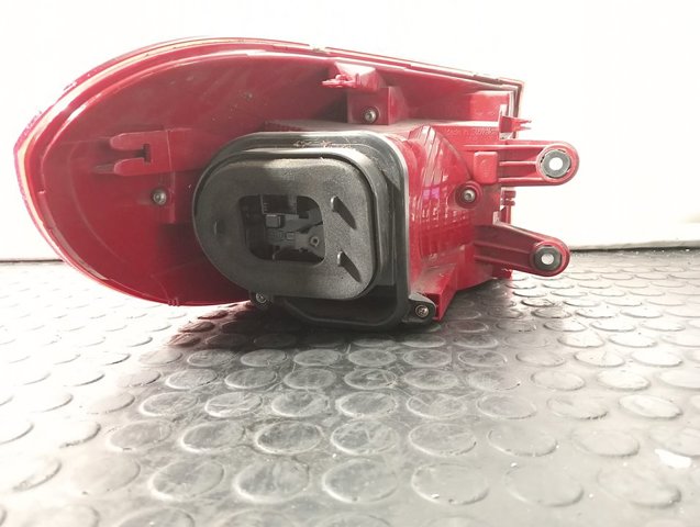 VAG 5N0945096Q Piloto trasero exterior derecho comprar Tarragona