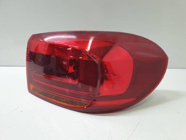 VAG 5N0945096Q Piloto trasero exterior derecho  en stock Terrassa