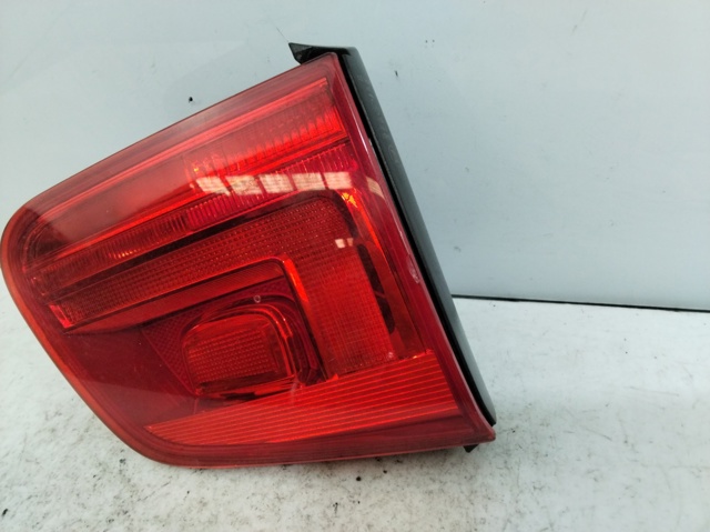 VAG 5N0945309 Piloto trasero interior izquierdo  disponible Lugo