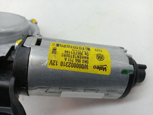 5N0955711A Motor limpiaparabrisas, trasera  en stock Sabadell