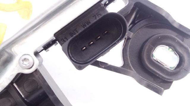 VAG 5N0955711B Motor limpiaparabrisas, trasera  en stock Valencia