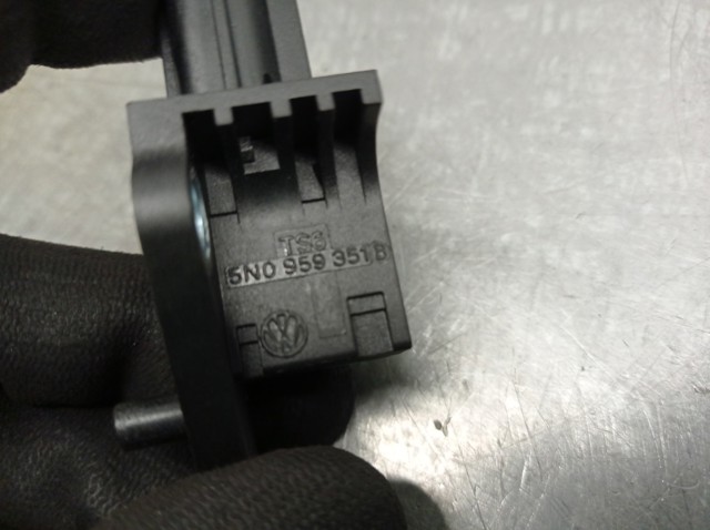 5N0959351B VAG Sensor de airbag delantero  en stock Córdoba