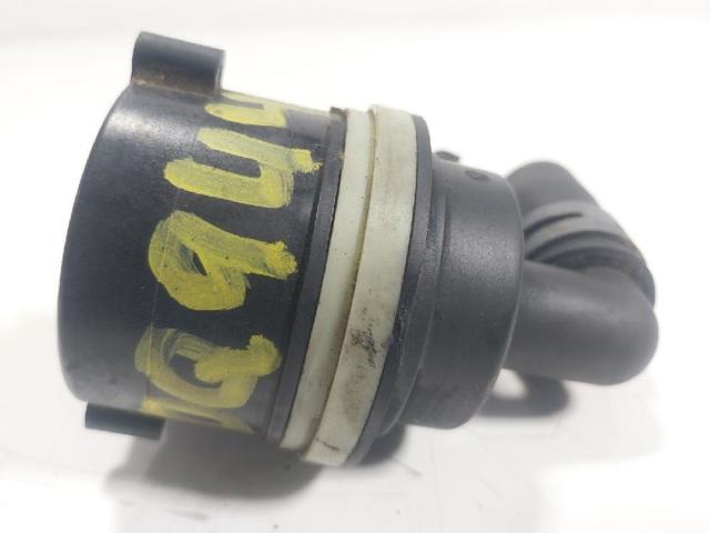 5N0965561A Bomba de agua eléctrica auxiliar  en stock Sabadell