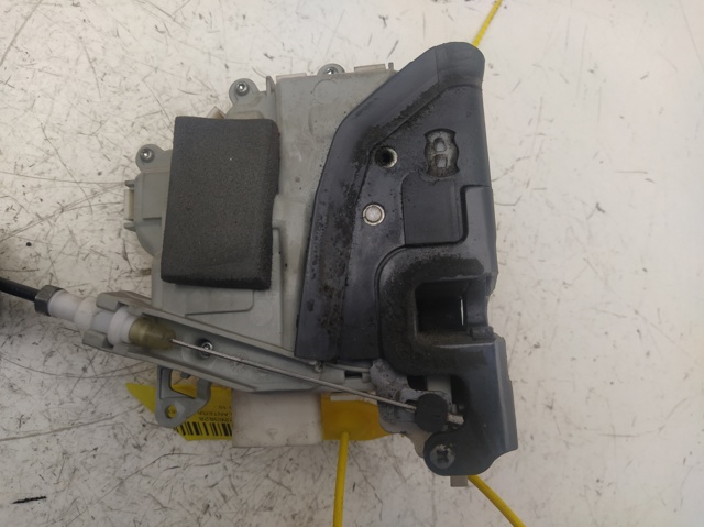 5N1837015M Cerradura de puerta delantera izquierda  disponible Málaga