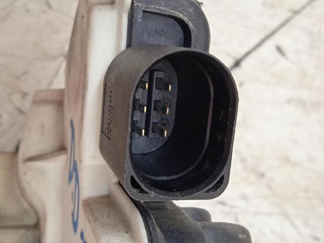 5N1837016C VAG Cerradura de puerta delantera derecha  en stock Gandía
