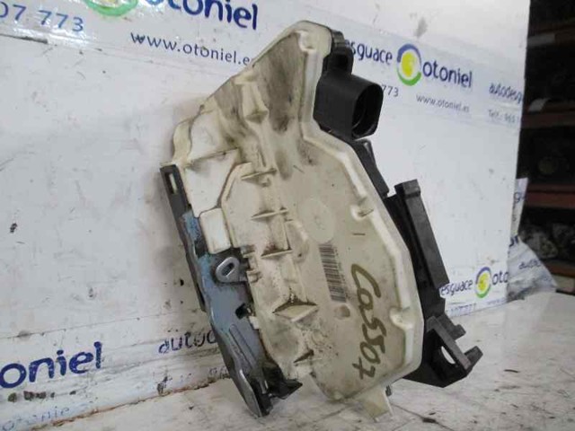 VAG 5N1837016C Cerradura de puerta delantera derecha  en stock Valencia
