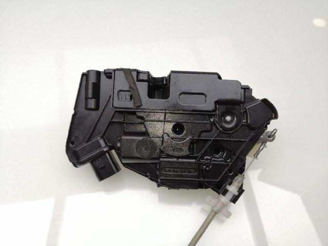 5N1837016E VAG Cerradura de puerta delantera derecha  en stock Córdoba
