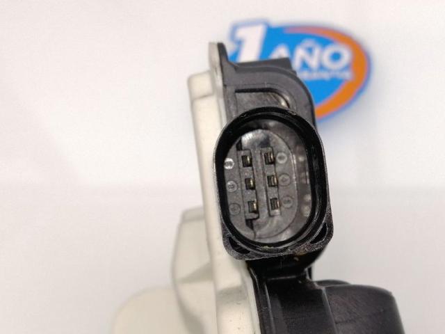 5N1837016E Cerradura de puerta delantera derecha comprar Sevilla