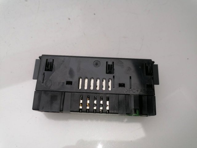 5NA035736 Concentrador USB comprar Sevilla