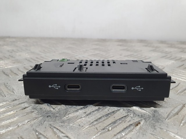 VAG 5NA035736 Concentrador USB  comprar en Ponferrada