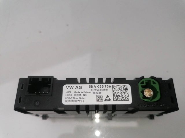 VAG 5NA035736 Concentrador USB  en stock Valencia