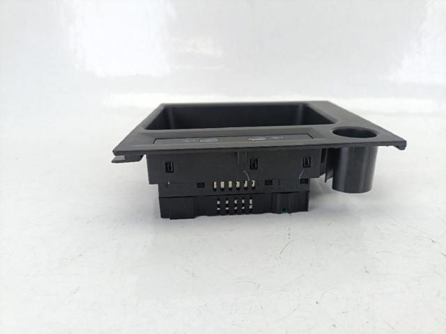 VAG 5NA035736 Concentrador USB comprar Barcelona
