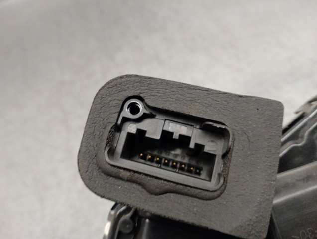 5NA839015C Cerradura de puerta trasera izquierda comprar Girona