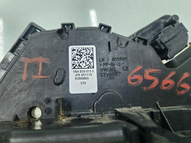 VAG 5NA839015E Cerradura de puerta trasera izquierda  comprar en Murcia