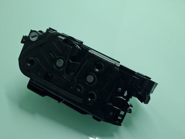 5NA839015E Cerradura de puerta trasera izquierda  comprar en Pontevedra