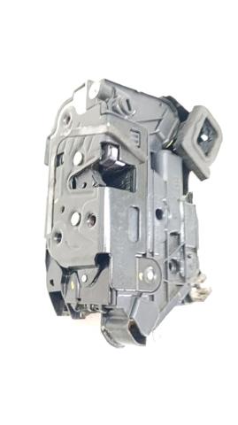 VAG 5NA839015E Cerradura de puerta trasera izquierda  disponible Valladolid