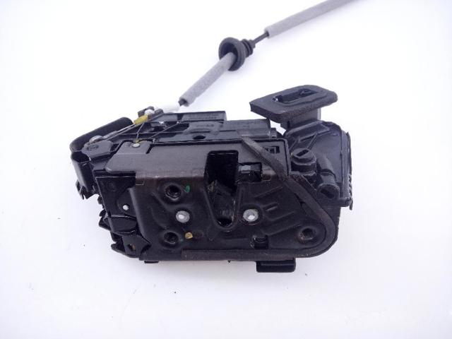 VAG 5NA839016C Cerradura de la puerta trasera derecha  disponible Valladolid