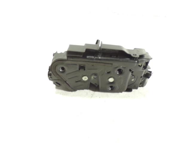 VAG 5NA839016C Cerradura de la puerta trasera derecha  comprar en Murcia