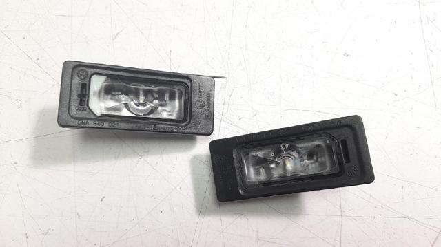 5NA943021 VAG Luz de matrícula trasera  disponible Ourense