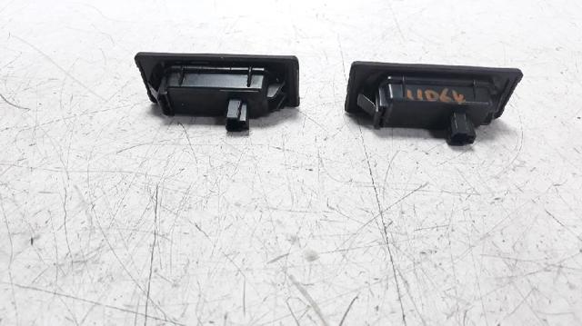 5NA943021 Luz de matrícula trasera  comprar en Reus
