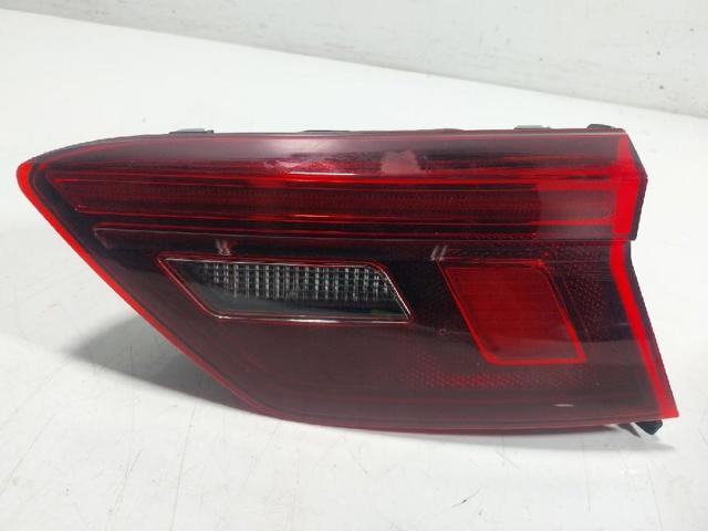 5NA945094F Piloto trasero interior derecho  disponible Utrera
