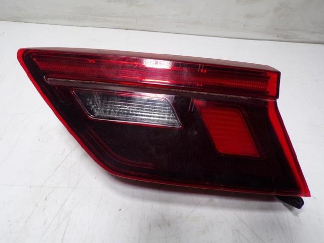 5NA945094F VAG Piloto trasero interior derecho comprar Bilbao