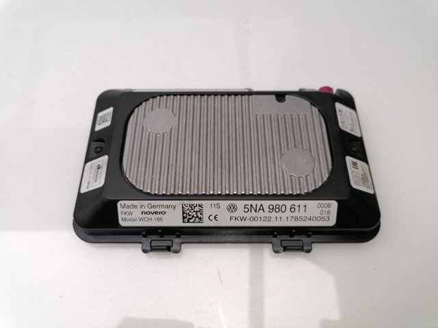 Comprar Antena Volkswagen Polo VI AW1, BZ1, AE1 a bajo precio