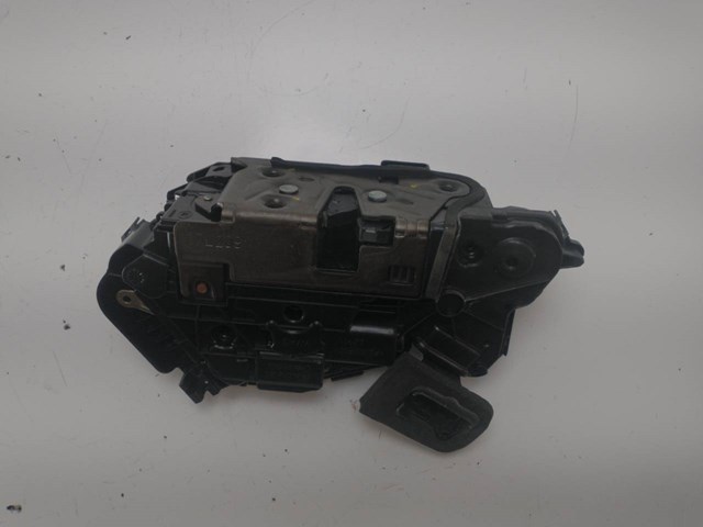 VAG 5NB837015C Cerradura de puerta delantera izquierda  comprar en Ponferrada