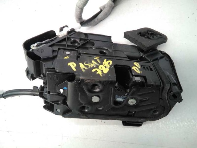 VAG 5NB837016C Cerradura de puerta delantera derecha  en stock Salamanca