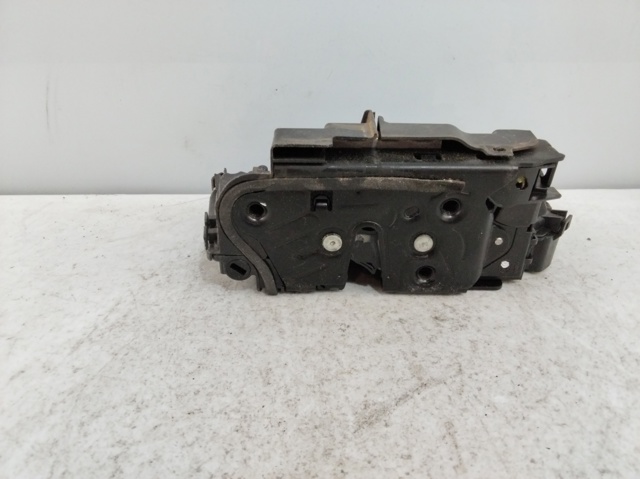 5NB837016E Cerradura de puerta delantera derecha  disponible Málaga
