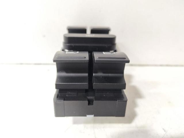 5ND959857 VAG Interruptor de elevalunas delantera izquierda  en stock Gandía