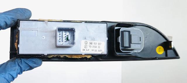 5ND959857 VAG Interruptor de elevalunas delantera izquierda  en stock Gandía