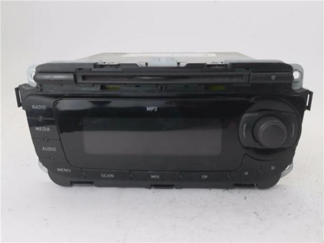 5P0035153B Radio AM/FM  disponible Málaga