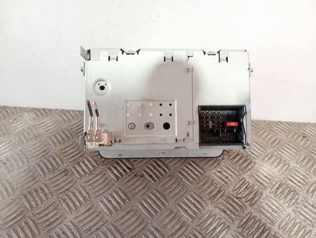 5P0035186B Radio  en stock Castellón