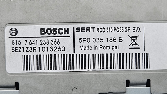 5P0035186B VAG Radio AM/FM  disponible Ourense