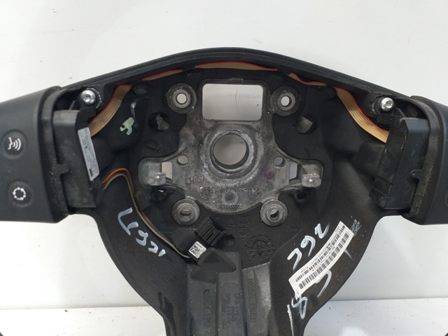 Volante multifuncion Seat Altea  monovolumen comprar en España