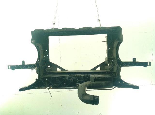 5P0805588B Soporte de radiador comprar Sevilla