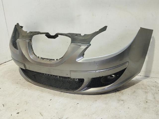 5P0807217M VAG Paragolpes  en stock Córdoba