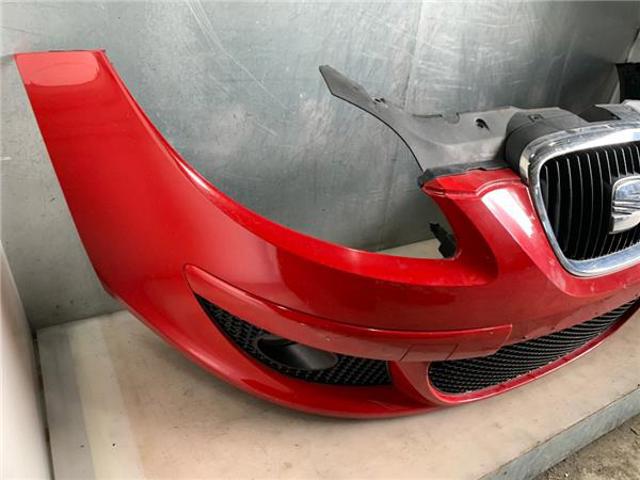 5P0807217M VAG Paragolpes  en stock Córdoba