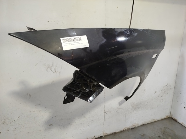 5P0821021A Aleta delantera izquierda comprar Sevilla