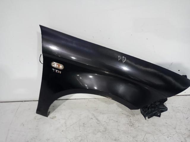 5P0821022A VAG Aleta  en stock Huelva