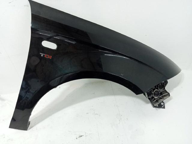 Aleta delantera derecha 5P0821022A VAG