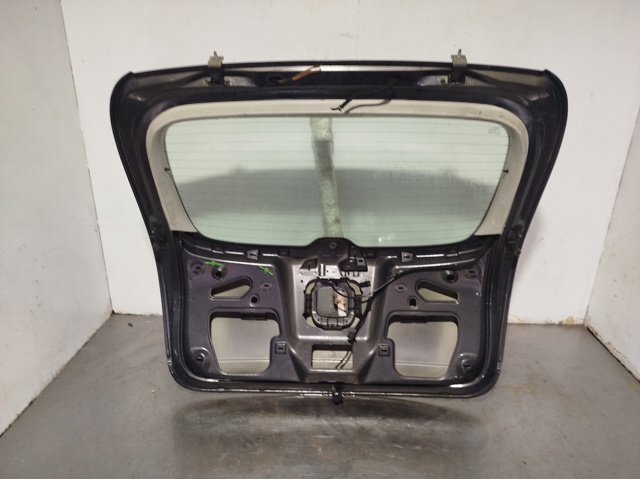 VAG 5P0827024 Puerta trasera  en stock Salamanca