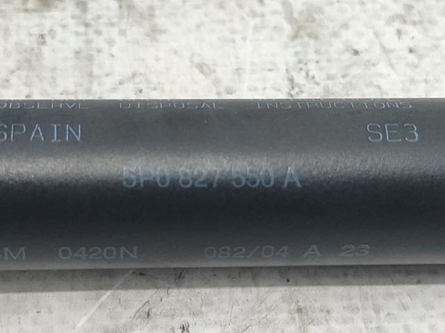 5P0827550A Amortiguador maletero  en stock Sabadell