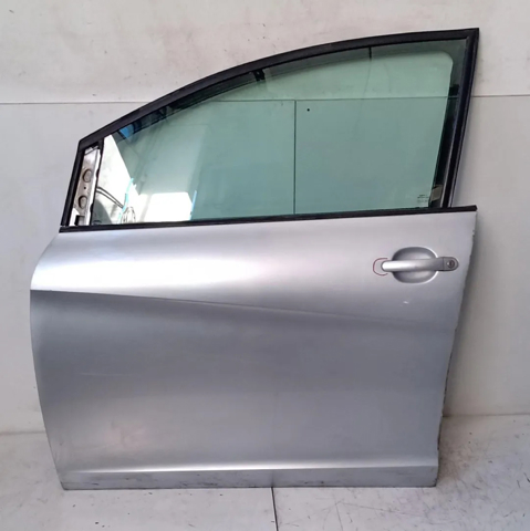 5P0831055A VAG Puerta delantera izquierda  disponible Vigo