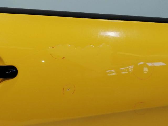VAG 5P0831056A Puerta delantera derecha  en stock Terrassa