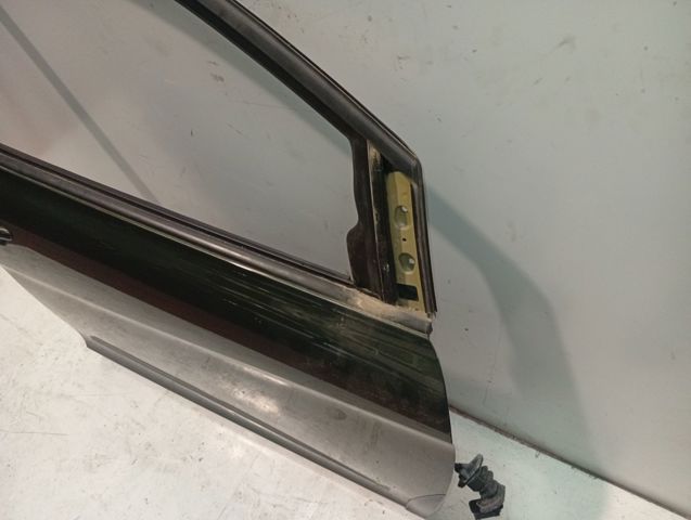 VAG 5P0831056A Puerta delantera derecha  en stock Valencia
