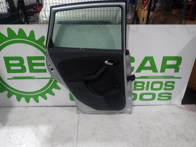 VAG 5P0833055A Puerta trasera izquierda comprar Barcelona