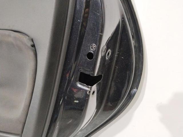 VAG 5P0833056A Puerta trasera derecha  en stock Terrassa